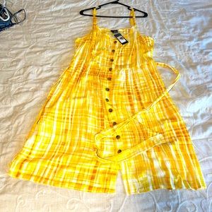 Beautiful yellow and white CityChic sundress in size 16. Ready for this Summer